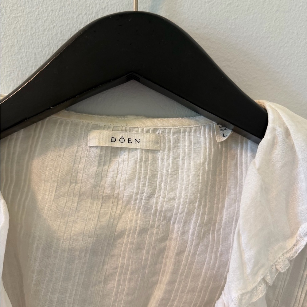 Doen Ivory Ruffle Wrap Blouse - Picture 2 of 4